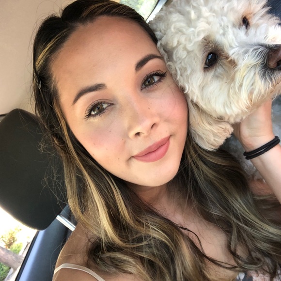 Meet your Posher, Holly - Picture 1 of 1